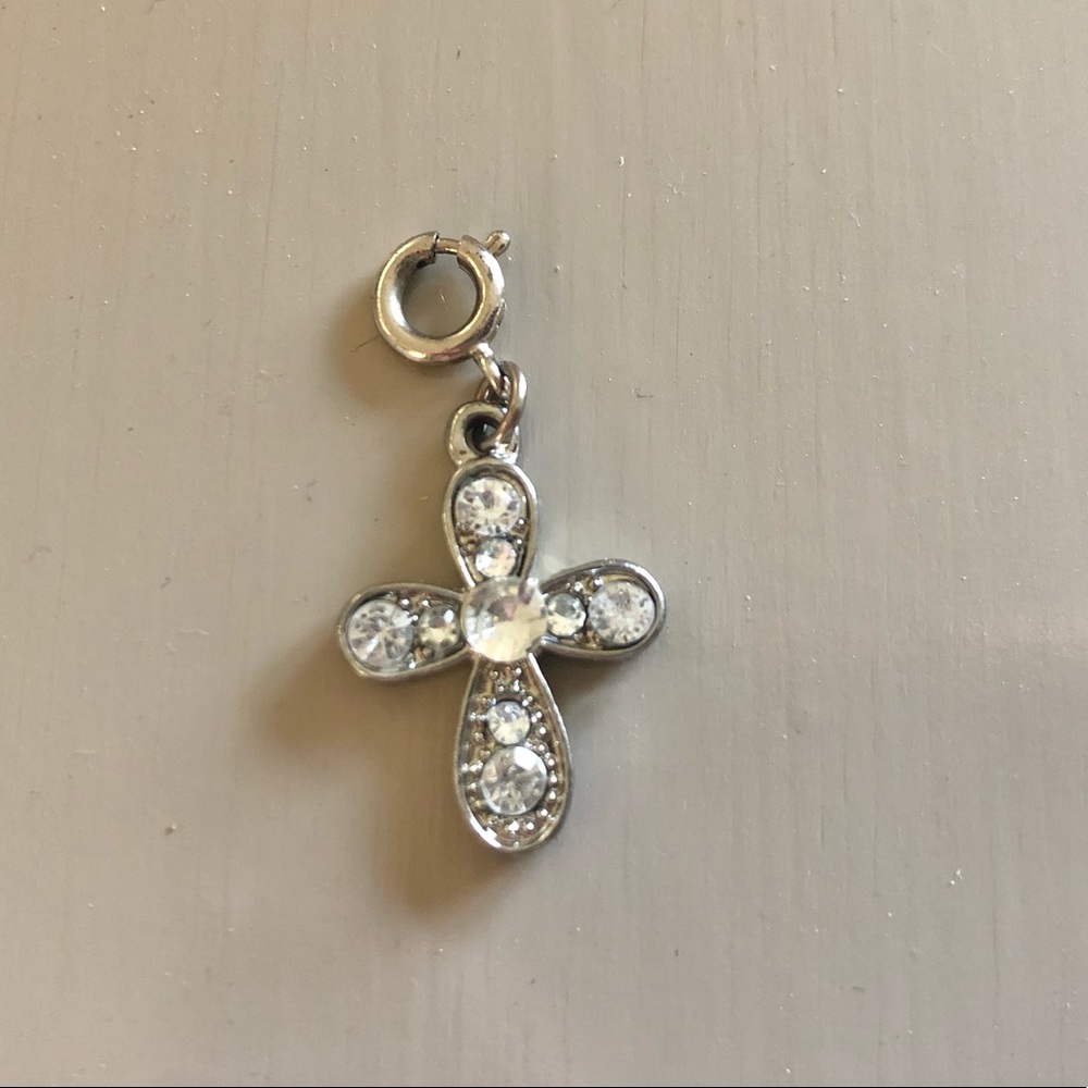 Hello Kitty Charm Bracelet - Picture 3 of 12